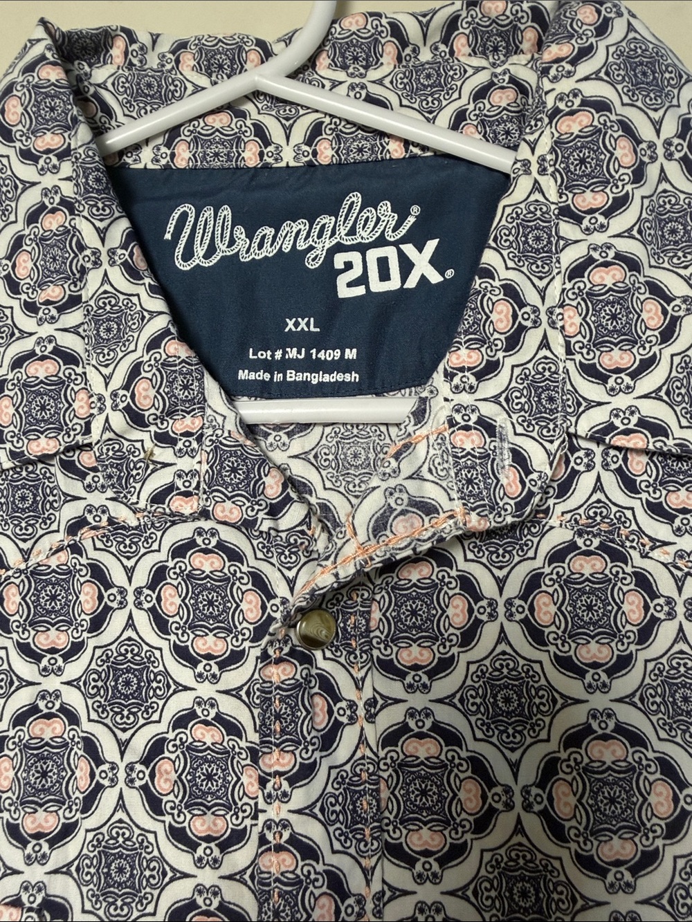 Wrangler Printed Button-Down Shirt in Navy and Cream with Peach Accents Western!